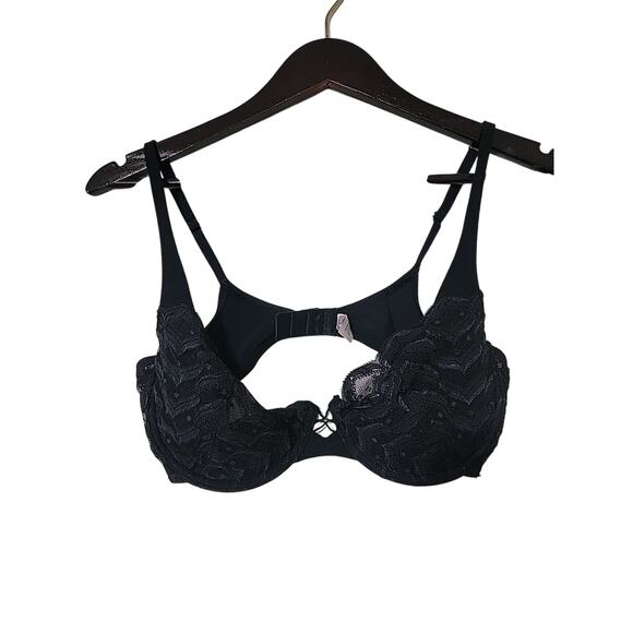Victoria’s Secret Very Sexy Black Lightly Padded Demi Bra Size 36 D RN 70817 - Picture 1 of 9